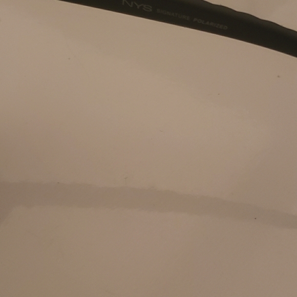 🌟Black Polarized Cat Eye Sunglasses🌟 - Picture 4 of 4